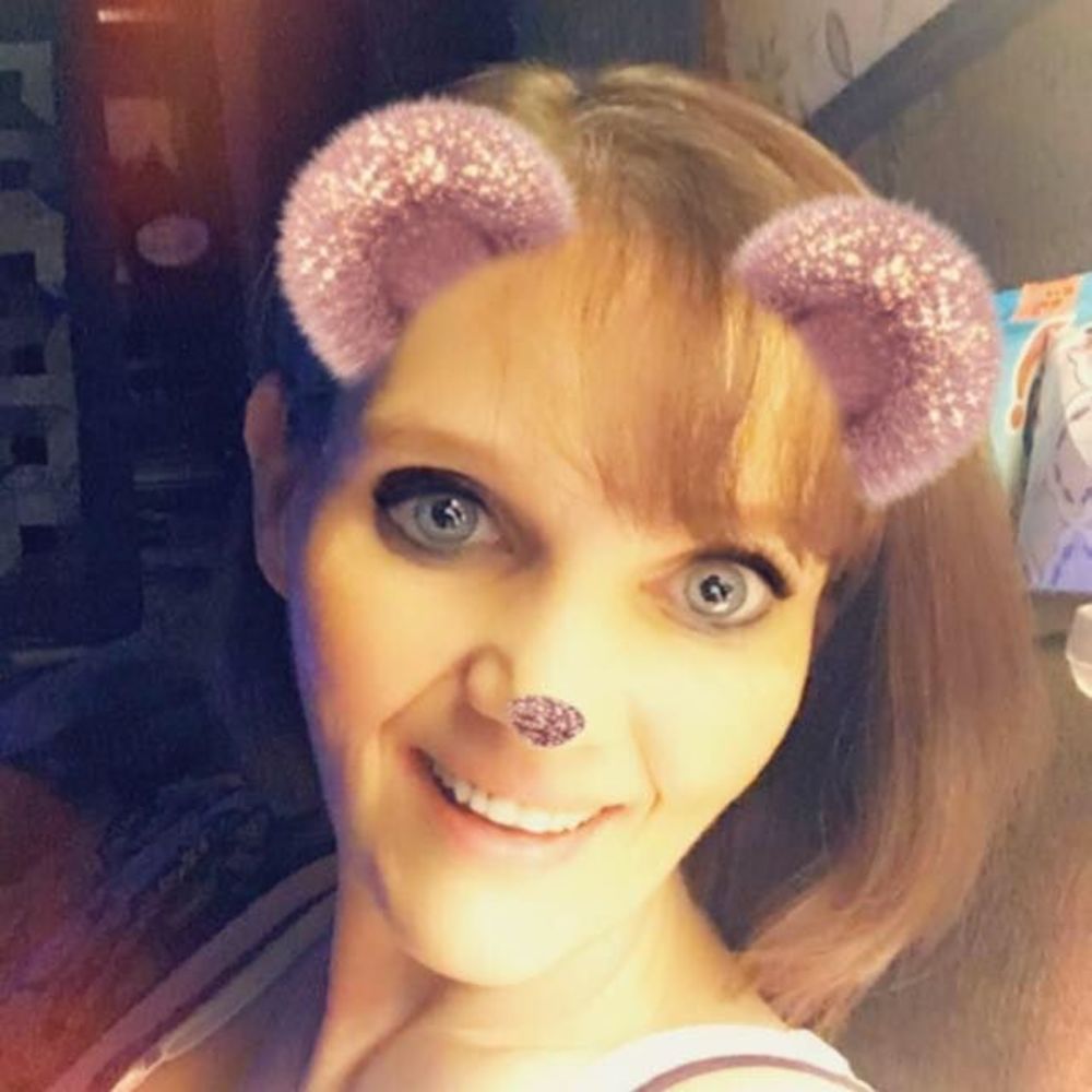 Meet your Posher, Christy